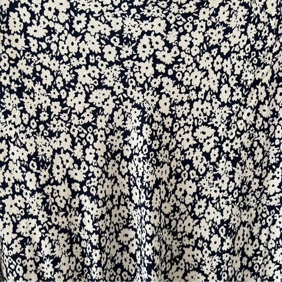 NWT Old Navy High-Waisted Midi Slip Skirt | Blue Ditsy Floral XXL - Picture 5 of 11